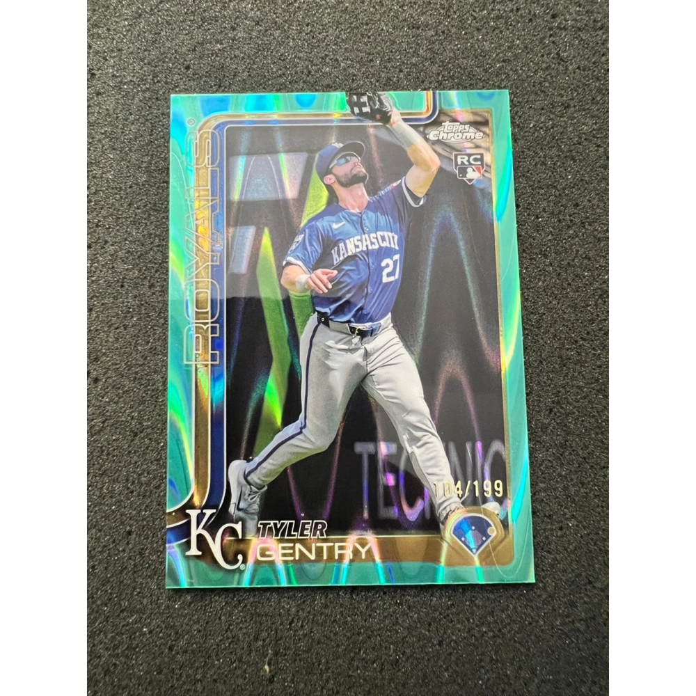 Tyler Gentry - 2025 Topps Chrome - Green Raywave Refractor #104/199
